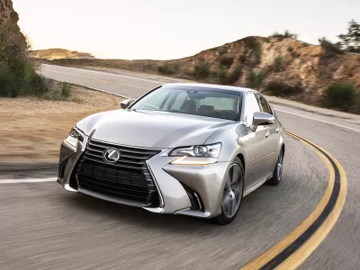 123oto THAY KÍNH XE Ô TÔ Lexus GS 300 tận nơi